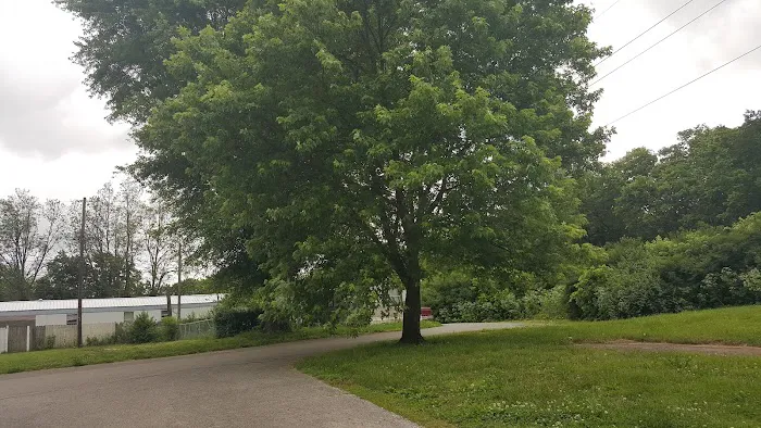 Maple Grove Mobile Home Park Picture 5