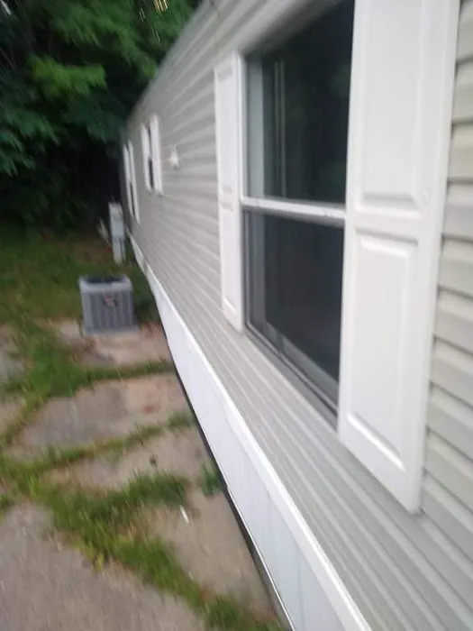 Country Manor Picture 4