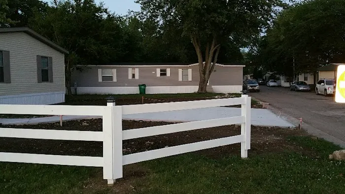 Woodland Trace MHC Picture 1