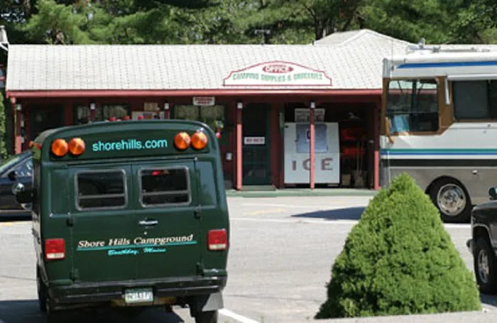 Shore Hills Campground & RV Park Picture 4