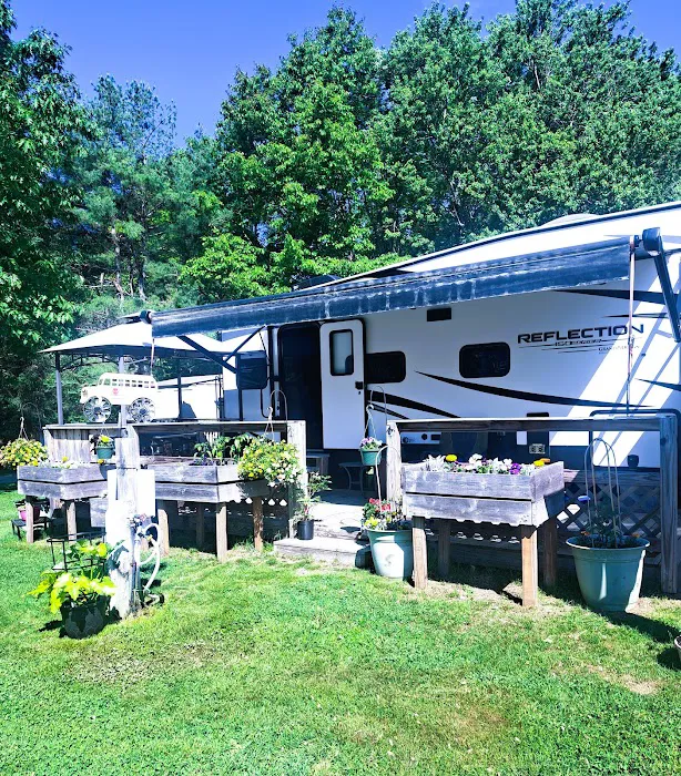 Riverbend Campground Picture 10
