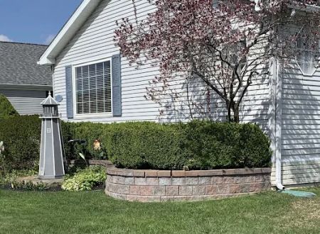 Pine Lakes Community