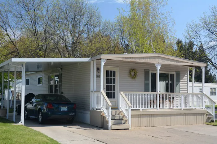 Crestview Manor Mobile Home Community Picture 5