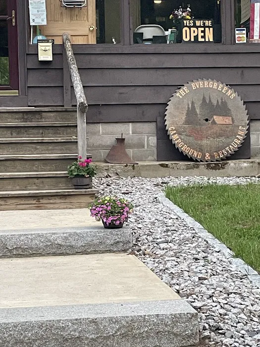 Evergreens Campground & Restaurant Picture 9