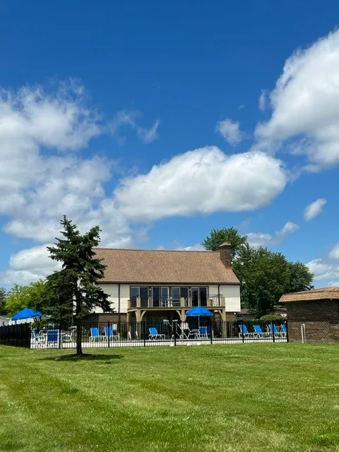 Ravinia Anchor Bay Picture 2