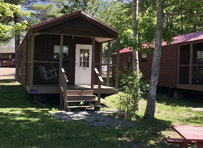 Birches Lakeside Campground Picture 3