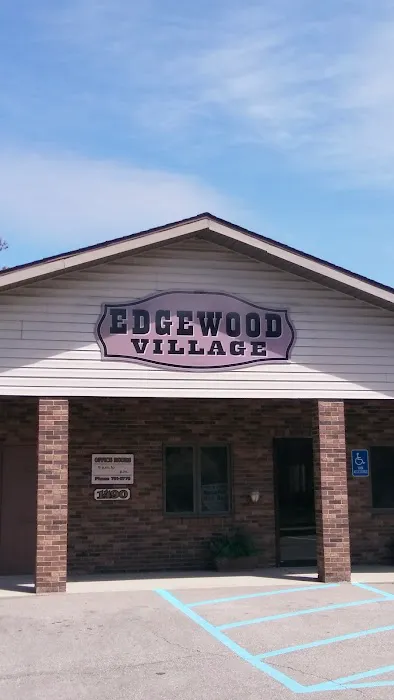Edgewood Village Mobile Home Picture 1