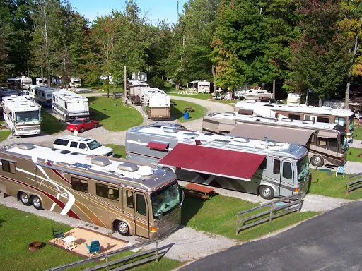 Evergreen Lake Park RV Sales Picture 9