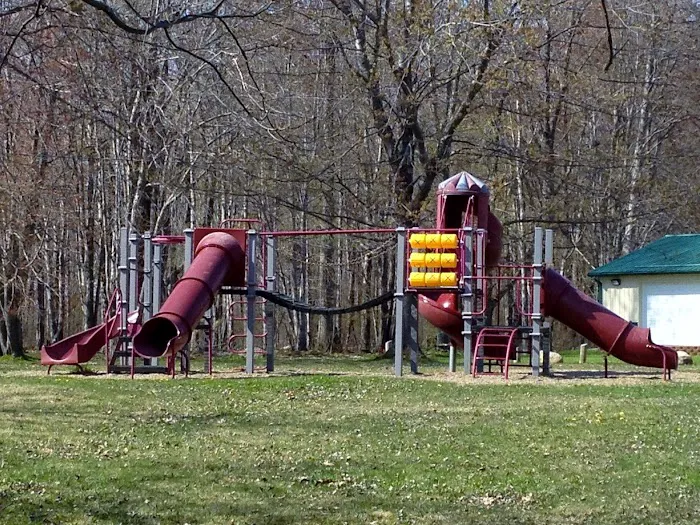 Village Green Campground Picture 3