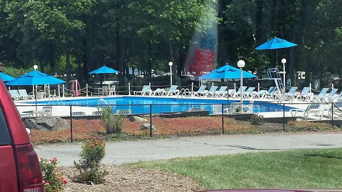 Bay Shore Campgrounds Picture 3