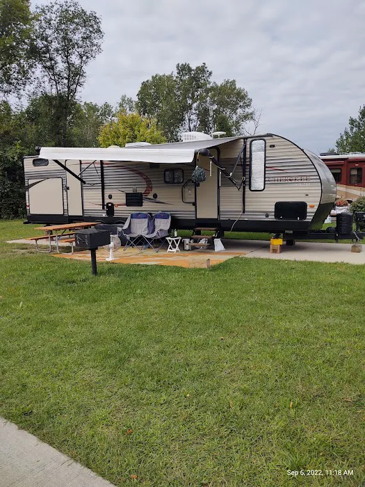 Soaring Eagle Hideaway RV Park Picture 7