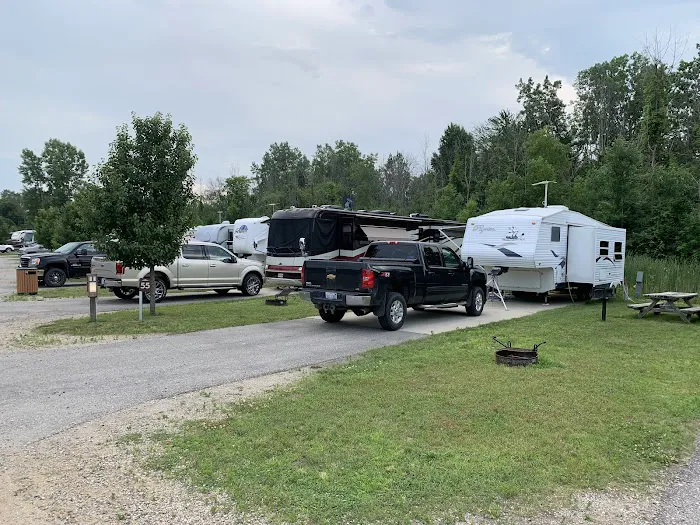 Soaring Eagle Hideaway RV Park Picture 4