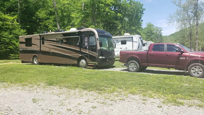 Smokey Bottom Campground Picture 7