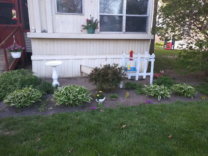 Meadows Mobile Home Park Picture 7