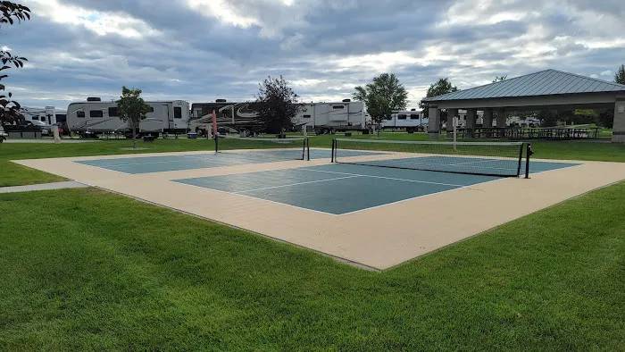 Eastpointe RV Resort Picture 9