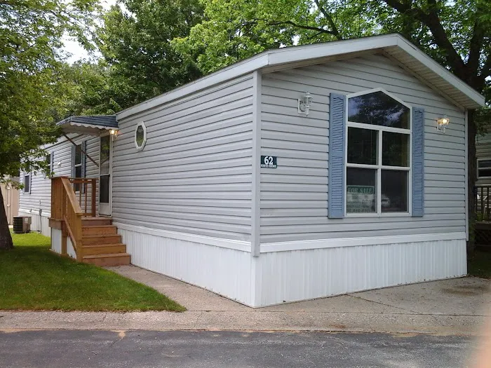 North Shore MHC & RV Picture 8