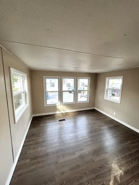 Bel Air Estates Mobile Home Community Picture 4