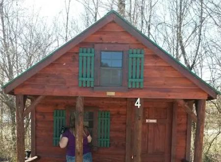 Hillview Mobile Home Court