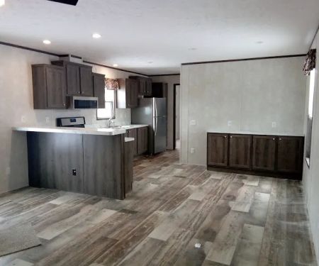 Creekside Manor Mobile Home Park