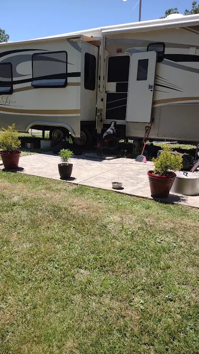 Joe Bottom's Camping Picture 8