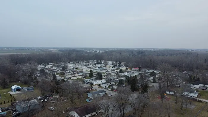 Fairfield Manor Mobile Home Community Picture 9