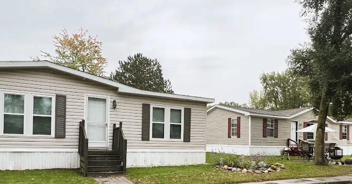 Fairfield Manor Mobile Home Community Picture 1