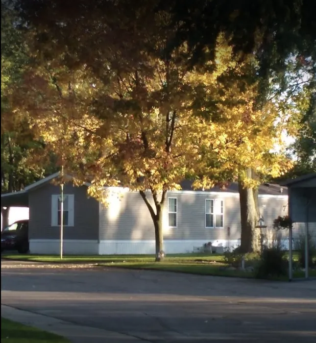Arlington Manor Picture 3