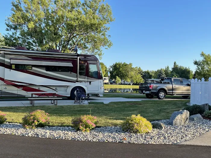 Poncho's Pond RV Park Picture 7