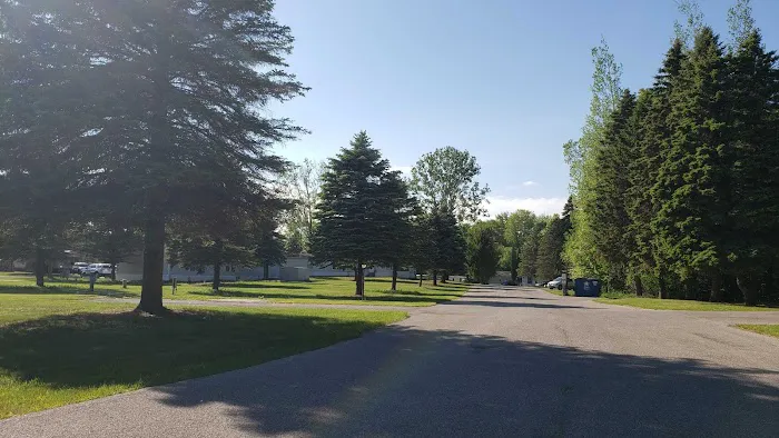 Ludington Mobile Home Community Picture 2