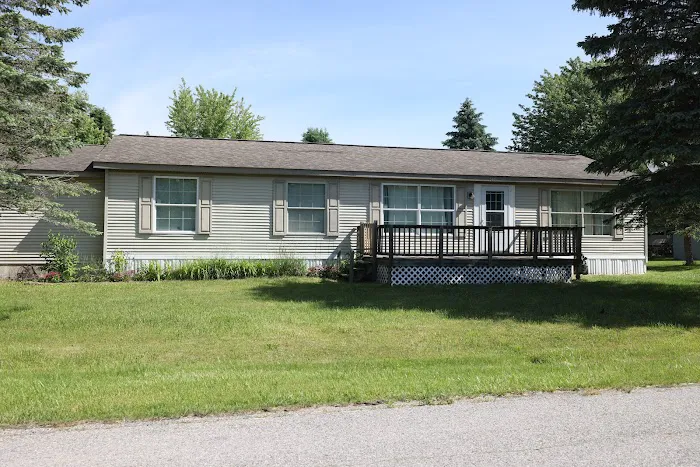 Ludington Mobile Home Community Picture 3