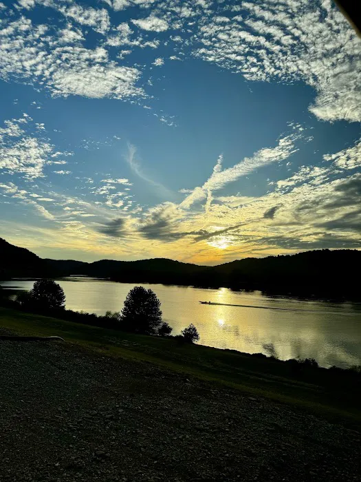 Mullett's Campground Picture 8