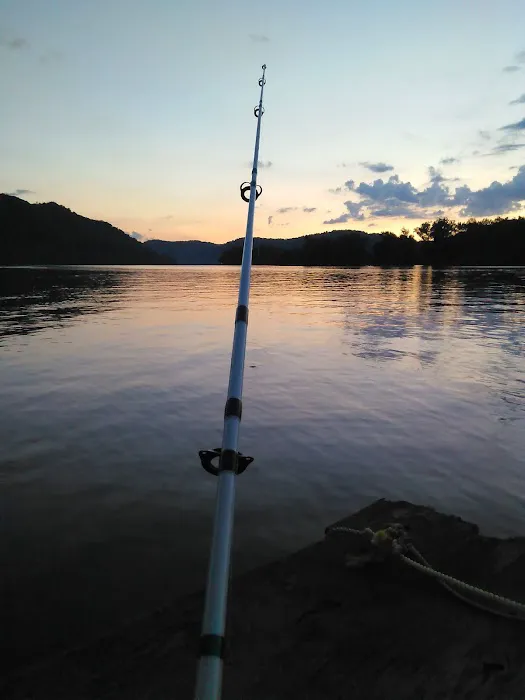 Mullett's Campground Picture 1
