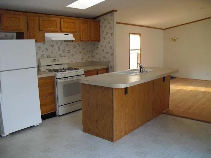 Lakefront Estates Picture 10