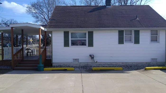 Midland Mobile Home Park Picture 1