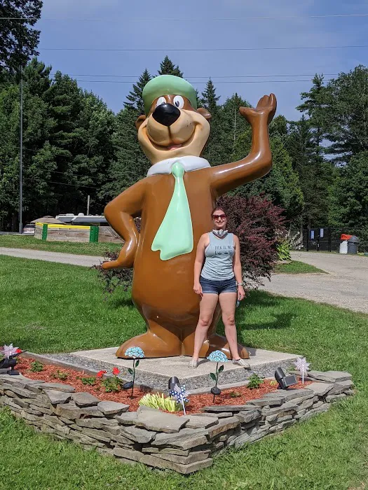 Yogi Bear's Jellystone Park at Yonderhill in Madison, ME Picture 3
