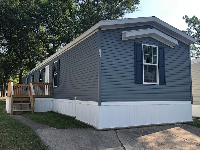 Forest Oaks Mobile Home Park Picture 9