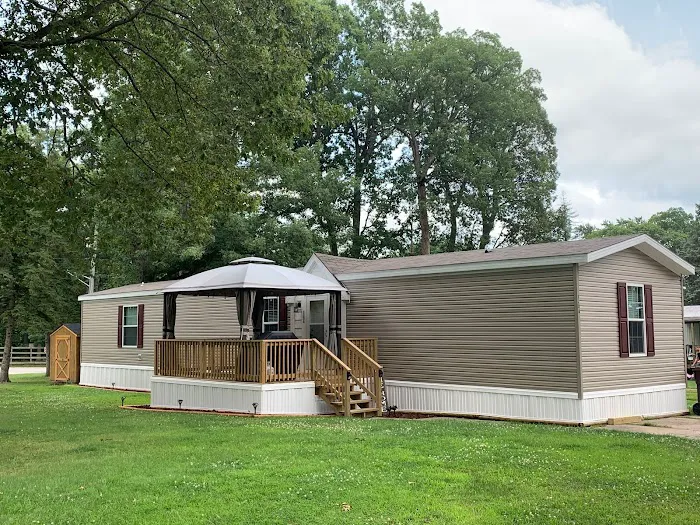 Forest Oaks Mobile Home Park Picture 5