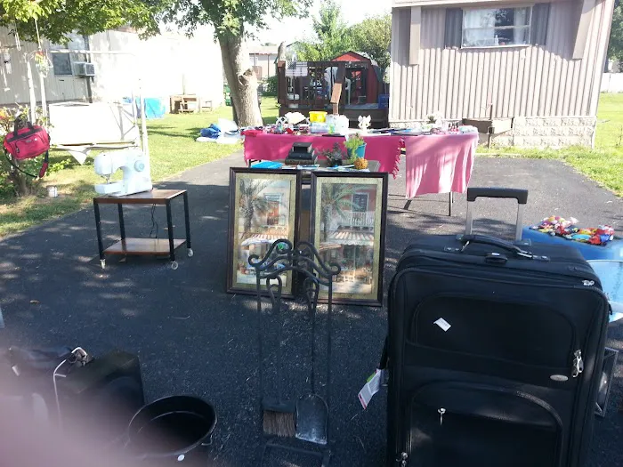 Dixie Plaza Mobil Home Park Picture 6