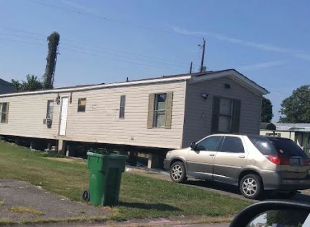 Dixie Plaza Mobil Home Park