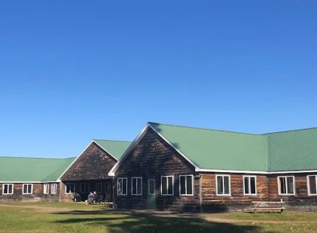Twin Ponds Lodge