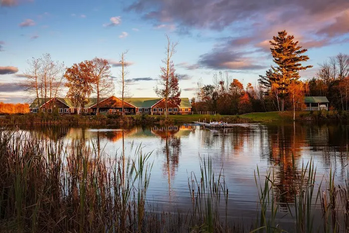 Twin Ponds Lodge Picture 10