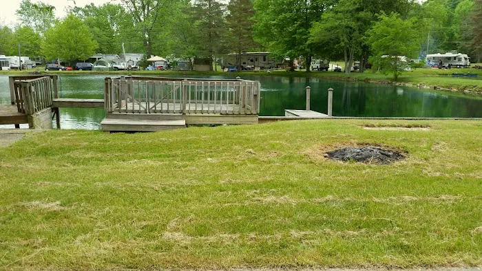 Hide-A-Way Lakes Campground Picture 5