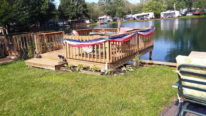 Hide-A-Way Lakes Campground Picture 10