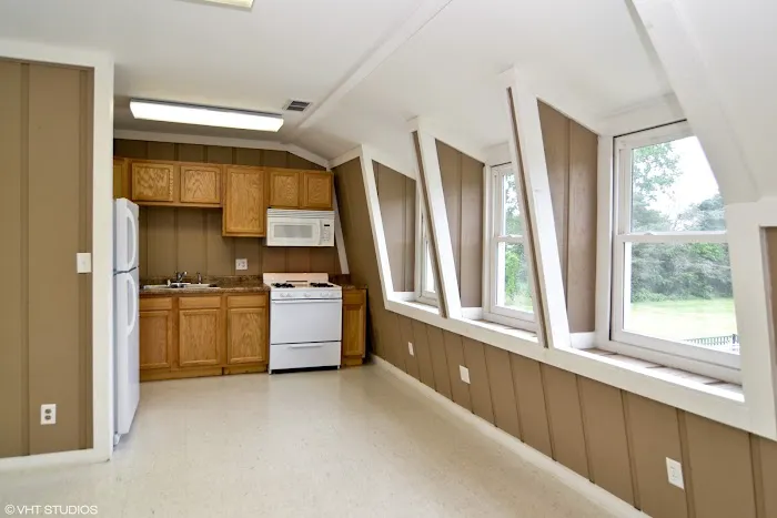 Pleasant Valley Manufactured Home Community Picture 4
