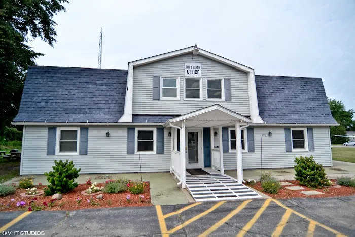 Pleasant Valley Manufactured Home Community Picture 1