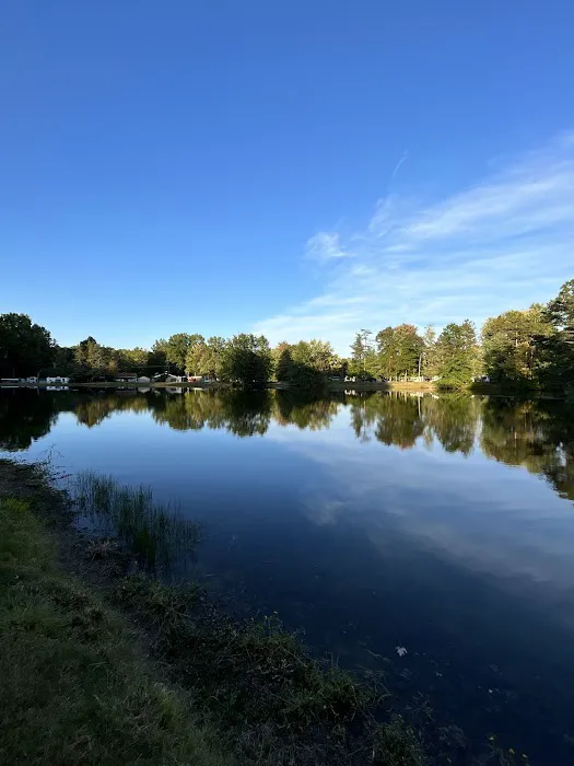 PINE LAKES CAMPGROUND Picture 9