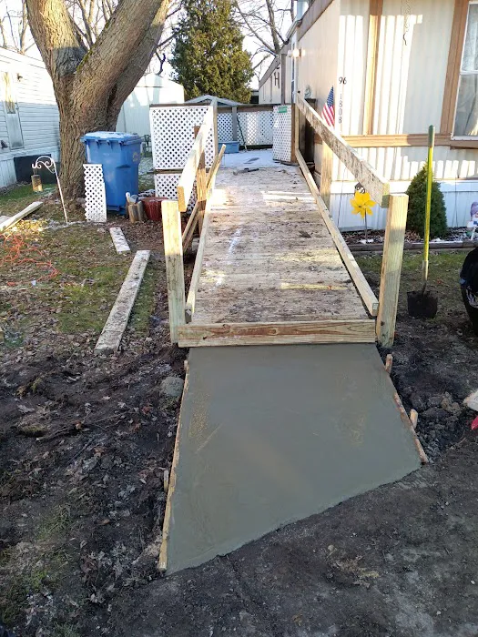 Bay Village Mobile Home Estate Picture 4