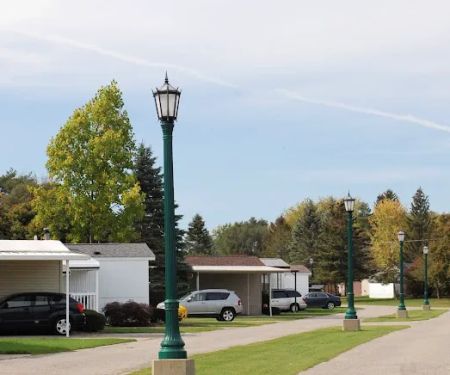Pinecrest Estates