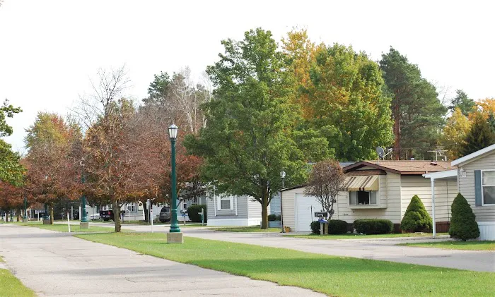 Pinecrest Estates Picture 9