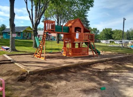 Pleasant Beach Resort, RV Lots, Cabins and Pool